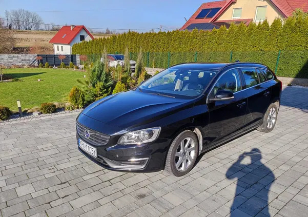 volvo v60 mazowieckie Volvo V60 cena 40590 przebieg: 221300, rok produkcji 2014 z Kraków